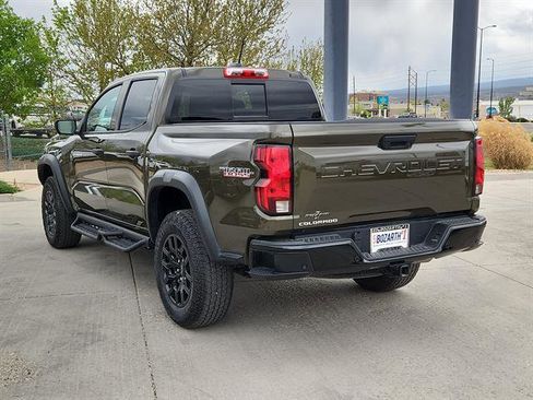 Used 2024 Chevrolet Colorado Trail Boss w/ Technology Package image 4