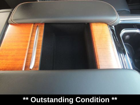 Used 2023 Jeep Grand Wagoneer Series III AWD/4WD image 43