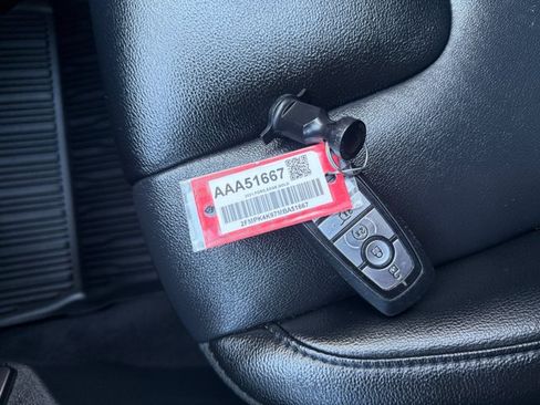 Used 2021 Ford Edge Titanium w/ Cargo Accessory Package AWD/4WD image 17