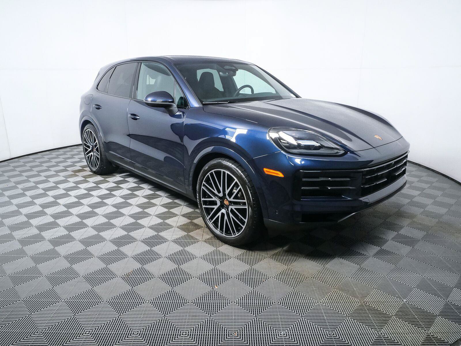 Certified 2026 Porsche Cayenne S AWD/4WD image 28