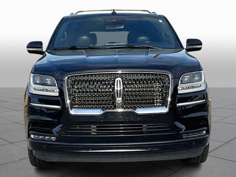 Used 2021 Lincoln Navigator Reserve image 4