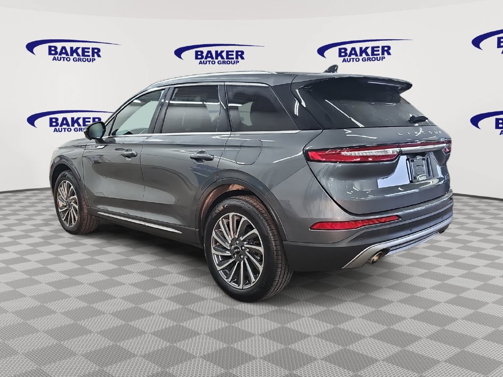 Used 2023 Lincoln Corsair Reserve AWD/4WD image 7