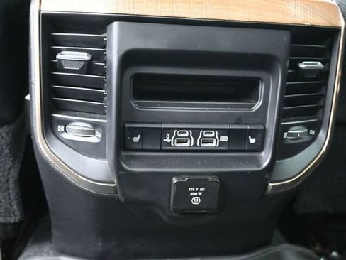 Used 2019 RAM 2500 Limited AWD/4WD image 32