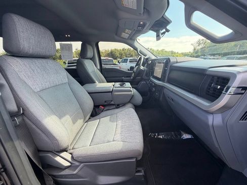 Used 2024 Ford F250 XLT w/ XLT Premium Package AWD/4WD image 24