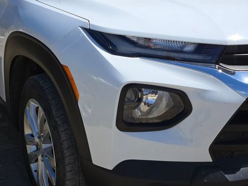 Used 2022 Chevrolet TrailBlazer LS FWD image 4