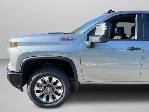 New 2026 Chevrolet Silverado 2500 Custom w/ Custom Value Package AWD/4WD image 21