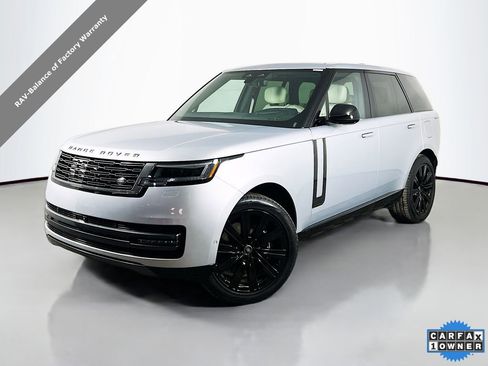 Used 2025 Land Rover Range Rover Autobiography image 1