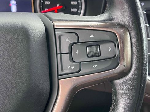 Used 2021 Chevrolet Suburban High Country AWD/4WD image 38