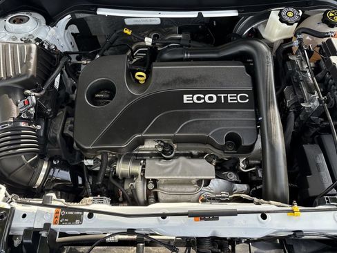 Used 2022 GMC Terrain SLT w/ Infotainment Package II image 27