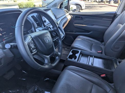 Used 2020 Honda Odyssey Touring image 18