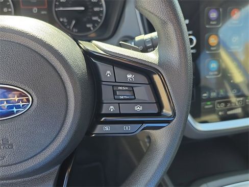 Used 2024 Subaru Crosstrek 2.0i Premium image 33