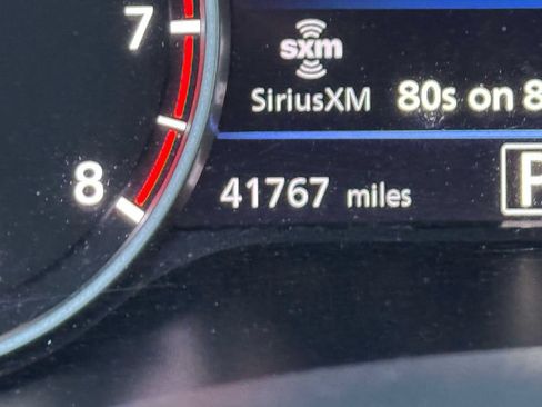 Used 2025 Nissan Sentra SR FWD image 25