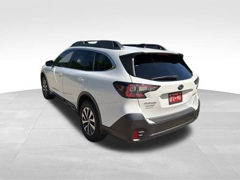 Used 2020 Subaru Outback Premium image 7