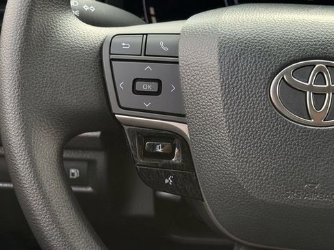 Used 2026 Toyota Camry LE FWD image 14