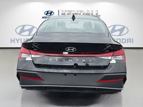 New 2026 Hyundai Elantra Sport FWD image 5