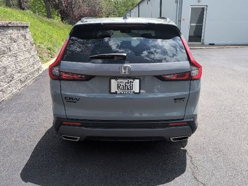 Used 2026 Honda CR-V Sport Touring image 4