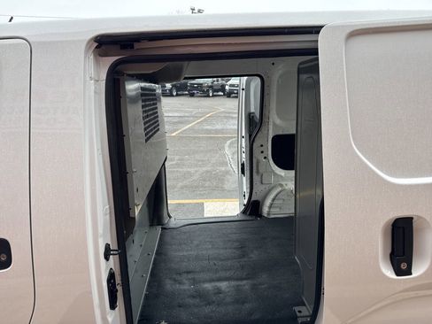 Used 2018 Nissan NV200 S w/ Cruise Control Package image 35