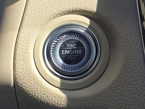 Certified 2021 Mercedes-Benz GLC 300 4MATIC image 39