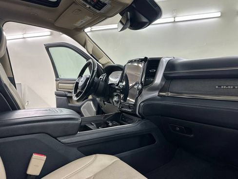 Used 2019 RAM 1500 Limited AWD/4WD image 22