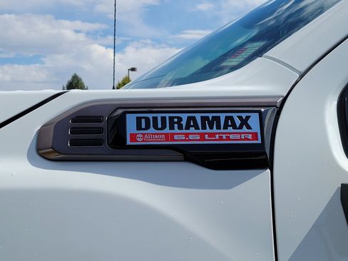 New 2025 GMC Sierra 2500 AT4X w/ AT4X AEV Edition image 13