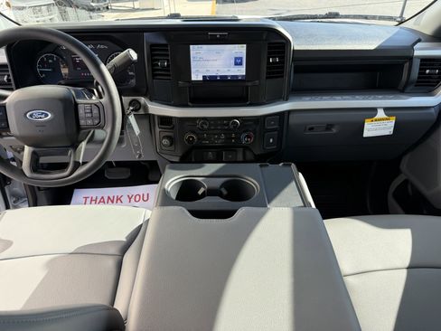 New 2026 Ford F350 XL w/ 360-Degree Camera Package RWD image 9