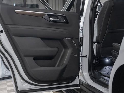 New 2026 Chevrolet Tahoe High Country image 44