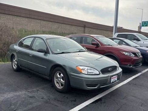 Used 2007 Ford Taurus SE FWD image 1