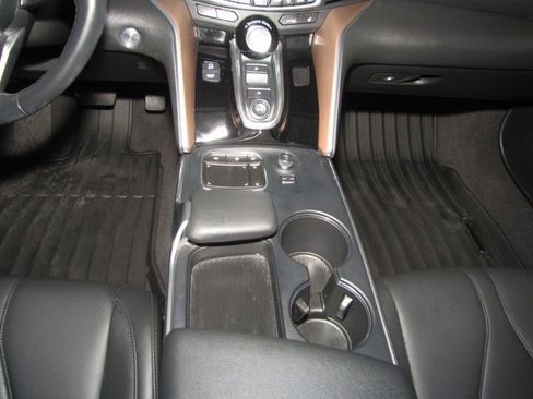 Used 2021 Acura TLX image 16