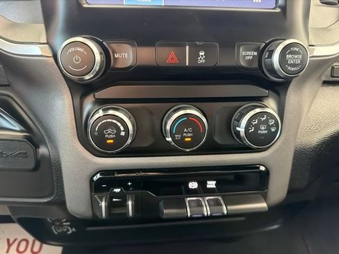 Used 2024 RAM 2500 Big Horn AWD/4WD image 19