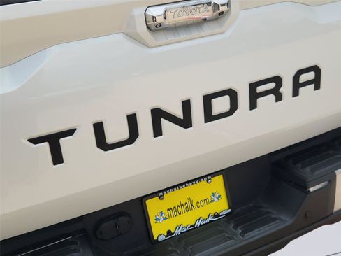 Used 2023 Toyota Tundra Limited AWD/4WD image 31