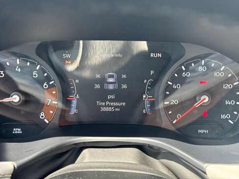 Used 2025 Jeep Compass Limited AWD/4WD image 38