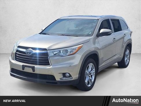 Used 2015 Toyota Highlander Limited Platinum image 1