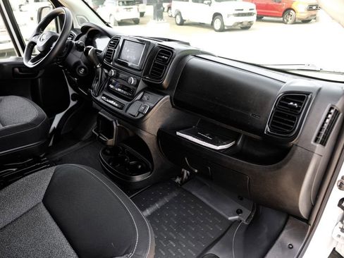 Used 2023 RAM ProMaster 2500 image 10