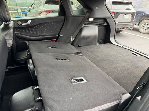 Used 2020 Ford Escape Titanium w/ Titanium Premium Package 2.0 image 25