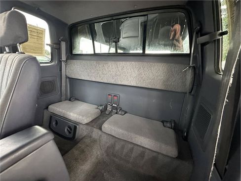 Used 1999 Toyota Tacoma 4x4 Xtracab V6 image 16