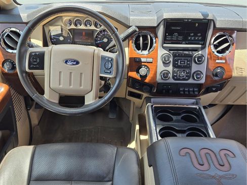 Used 2016 Ford F250 King Ranch w/ FX4 Off-Road Package AWD/4WD image 27