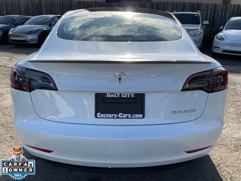 Used 2023 Tesla Model 3 Performance image 4
