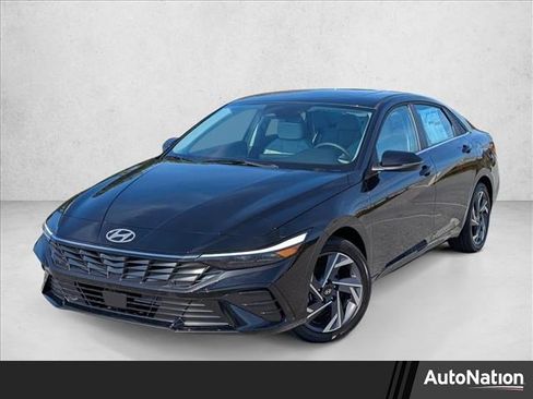 New 2026 Hyundai Elantra Limited image 1