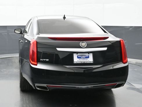 Used 2014 Cadillac XTS Luxury w/ Driver Awareness Package FWD image 3