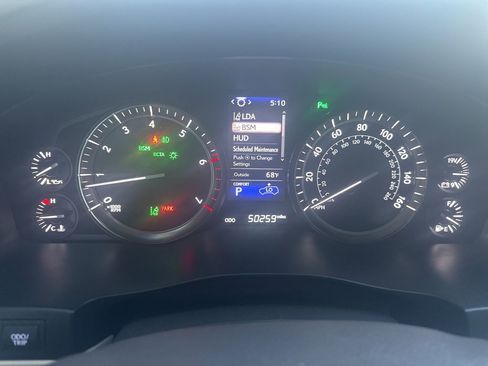 Certified 2021 Lexus LX 570 4WD w/ 3rd Row & Luxury Pkg image 6