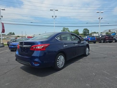 Used 2017 Nissan Sentra S FWD image 5