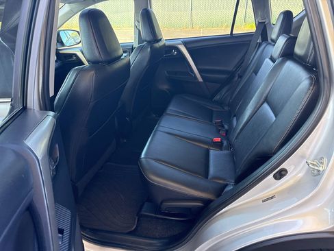 Used 2013 Toyota RAV4 Limited FWD image 22