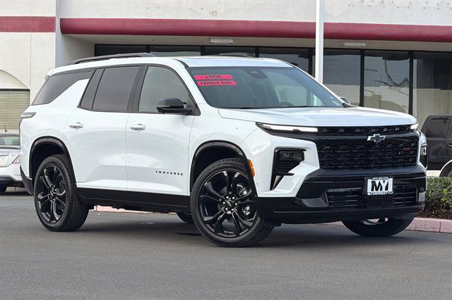 New 2027 Chevrolet Traverse RS AWD/4WD image 2