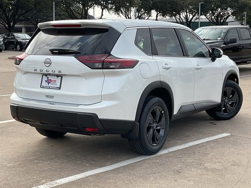 New 2026 Nissan Rogue SV image 5