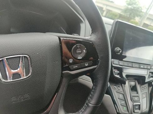 Used 2020 Honda Odyssey Elite image 23