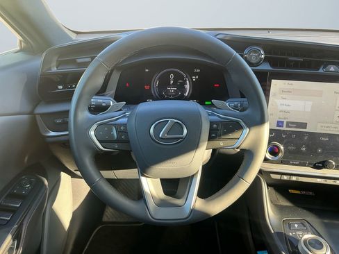 Used 2023 Lexus RZ 450e Premium w/ Technology Package image 12