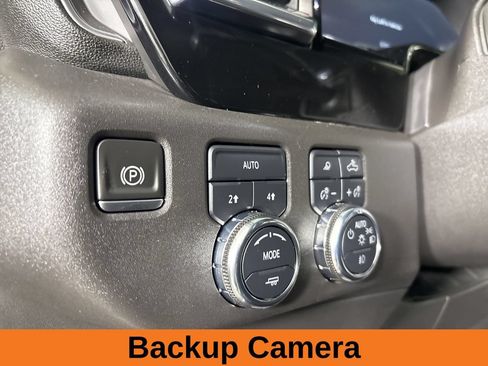 Used 2023 GMC Sierra 1500 SLT w/ SLT Convenience Package AWD/4WD image 11