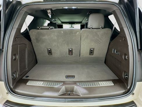 Used 2021 GMC Yukon Denali w/ LPO, Illumination Package image 29