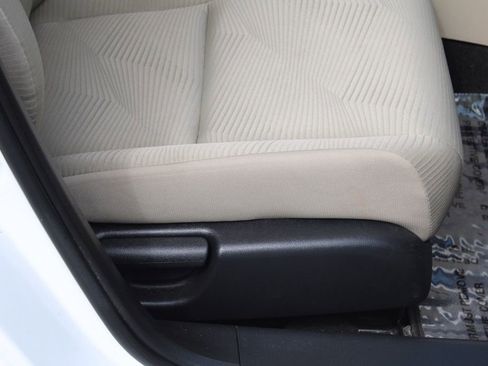 Used 2016 Honda Accord LX image 19