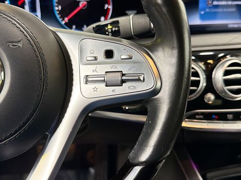 Used 2020 Mercedes-Benz Maybach S 560 4MATIC image 37